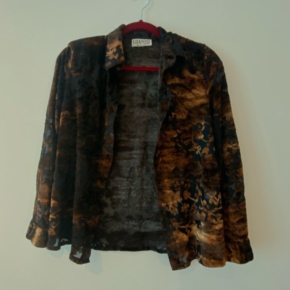 GIANNI SPORT TOP - Picture 1 of 7